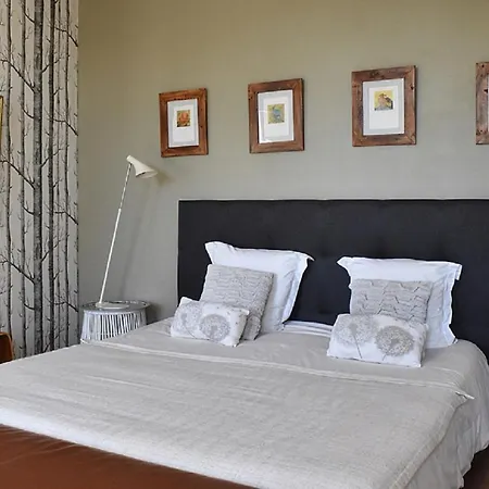 La Tillaie Et Sauna Bed & Breakfast 4*