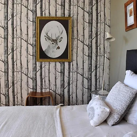 La Tillaie Et Sauna Bed & Breakfast 4*