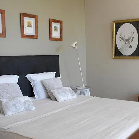 La Tillaie Et Sauna Bed & Breakfast