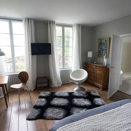 La Tillaie Et Sauna Frühstückspension