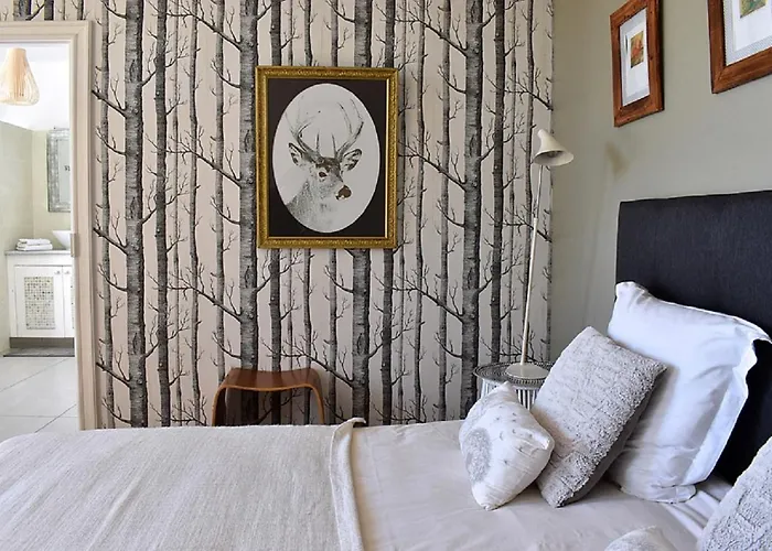 La Tillaie Et Sauna Bed & Breakfast 4*