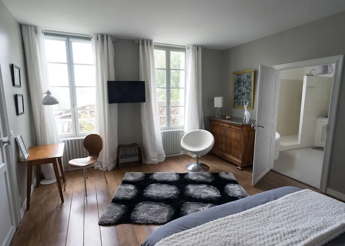 La Tillaie Et Sauna Bed & Breakfast