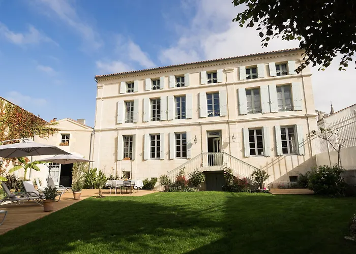 Bed & Breakfast La Tillaie Et Sauna 4*