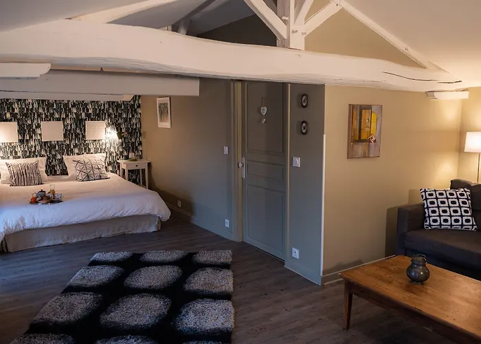 Bed & Breakfast La Tillaie Et Sauna 4*